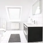 N&n Altbau-apartments Naehe Schloss & Zentrum * Σβερίν