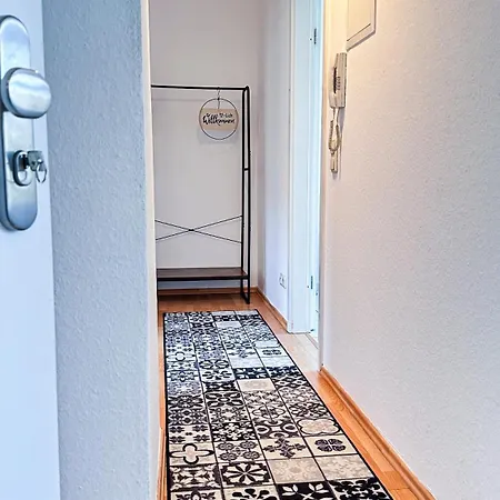 N&n - Stadt & Schlossblick Mit Eigenem Garten Appartement