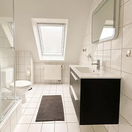 Appartement N&n - Stadt & Schlossblick Mit Eigenem Garten