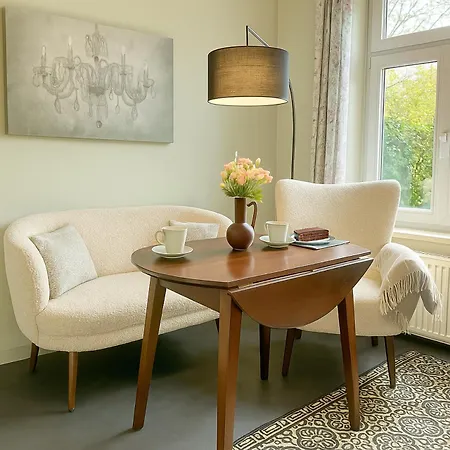 N&n Altbau-apartments Naehe Schloss & Zentrum Apartment