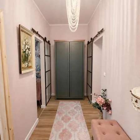 N&n Altbau-apartments Naehe Schloss & Zentrum *