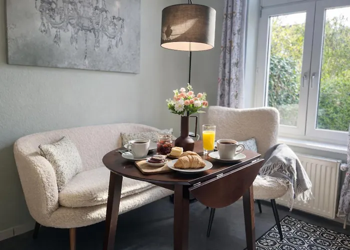 N&n Altbau-apartments Naehe Schloss & Zentrum * Schwerin (Mecklenburg-Vorpommern)