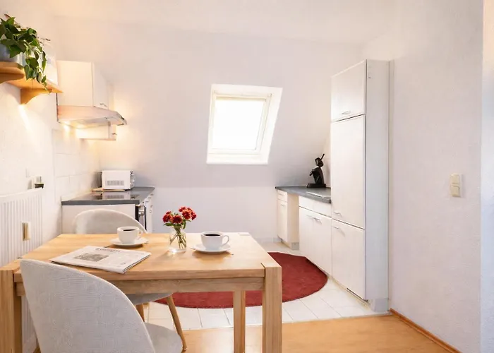 N&n Altbau-apartments Naehe Schloss & Zentrum Apartment *