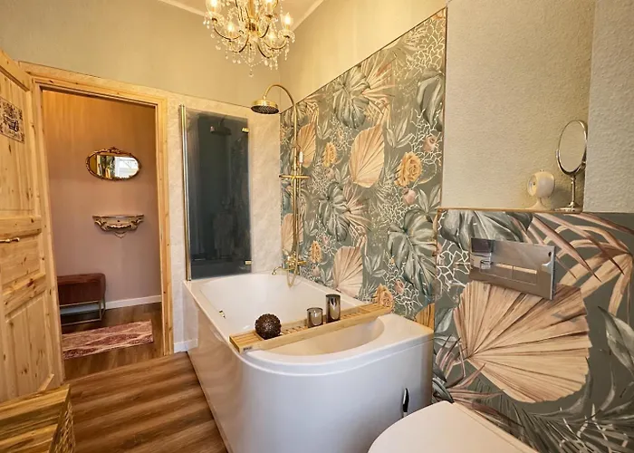 N&n Altbau-apartments Naehe Schloss & Zentrum Schwerin (Mecklenburg-Vorpommern)